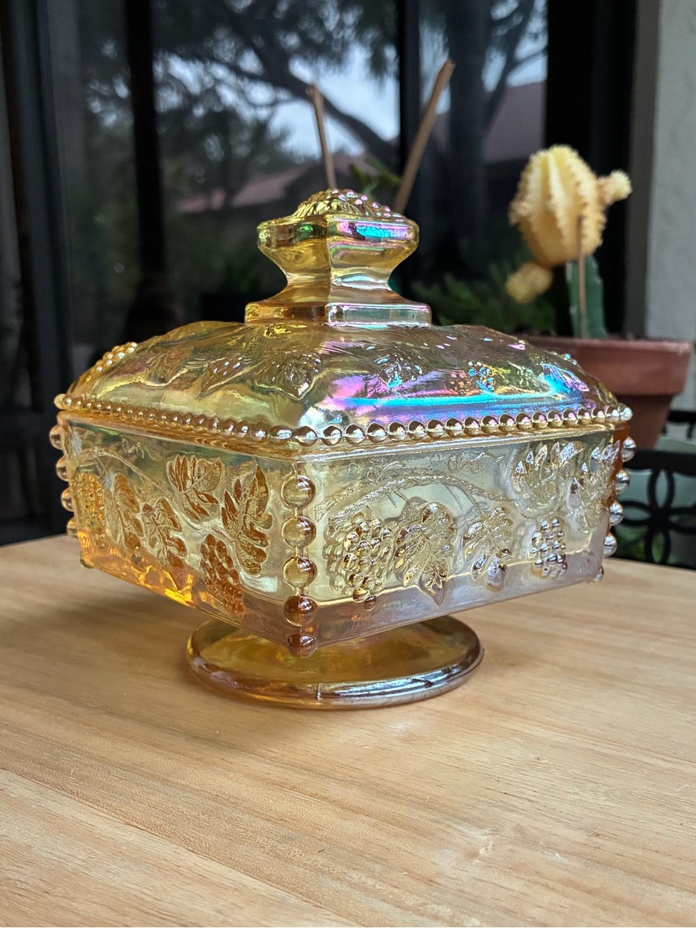 Vintage Westmoreland iridescent covered dish